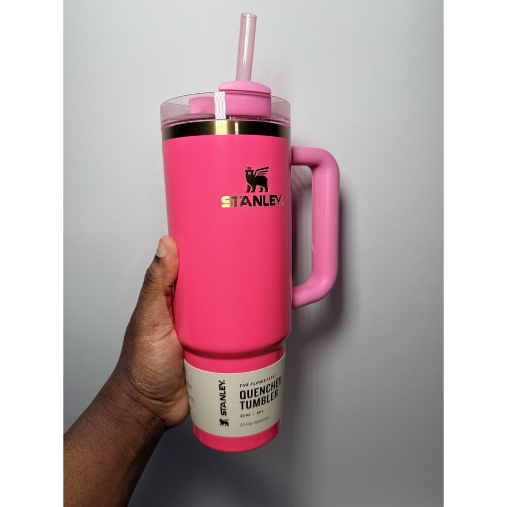 Stanley Exclusive! The Limited Edition PINK PARADE 30oz Quencher Tumbler BNWT - Picture 3 of 6